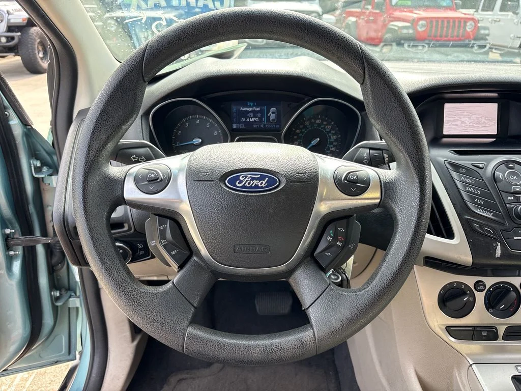 Used 2012 Green Ford SE image 18