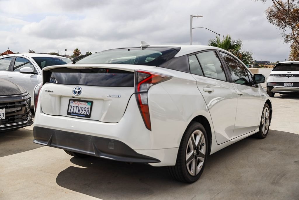 Used 2016 White Toyota Three Touring image 5