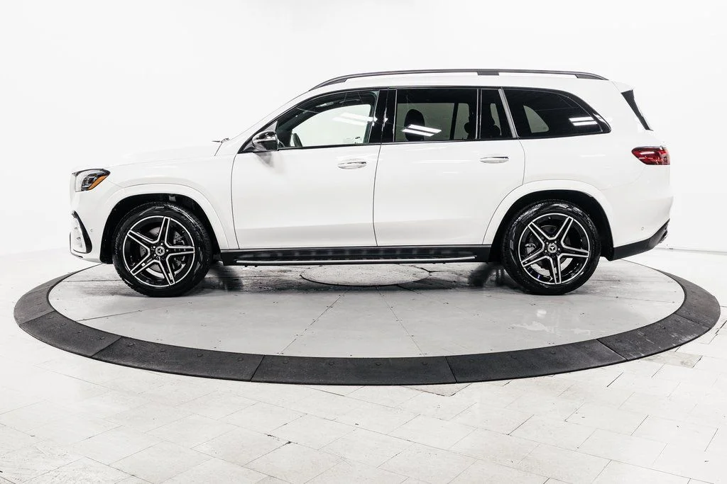 Certified Used 2026 Polar White Mercedes-Benz GLS 450 image 4