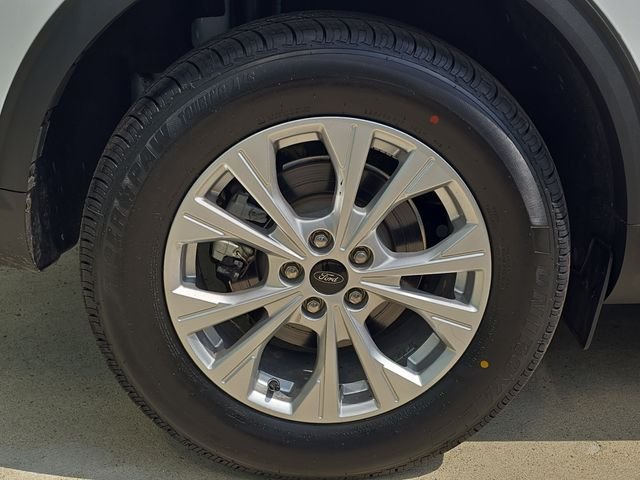 Certified Used 2023 Oxford White Ford Active image 30