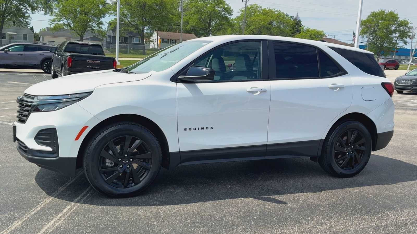 2024 Chevrolet Equinox LS - Photo 6