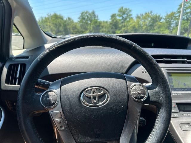 Used 2013 White Toyota PERSONA image 12