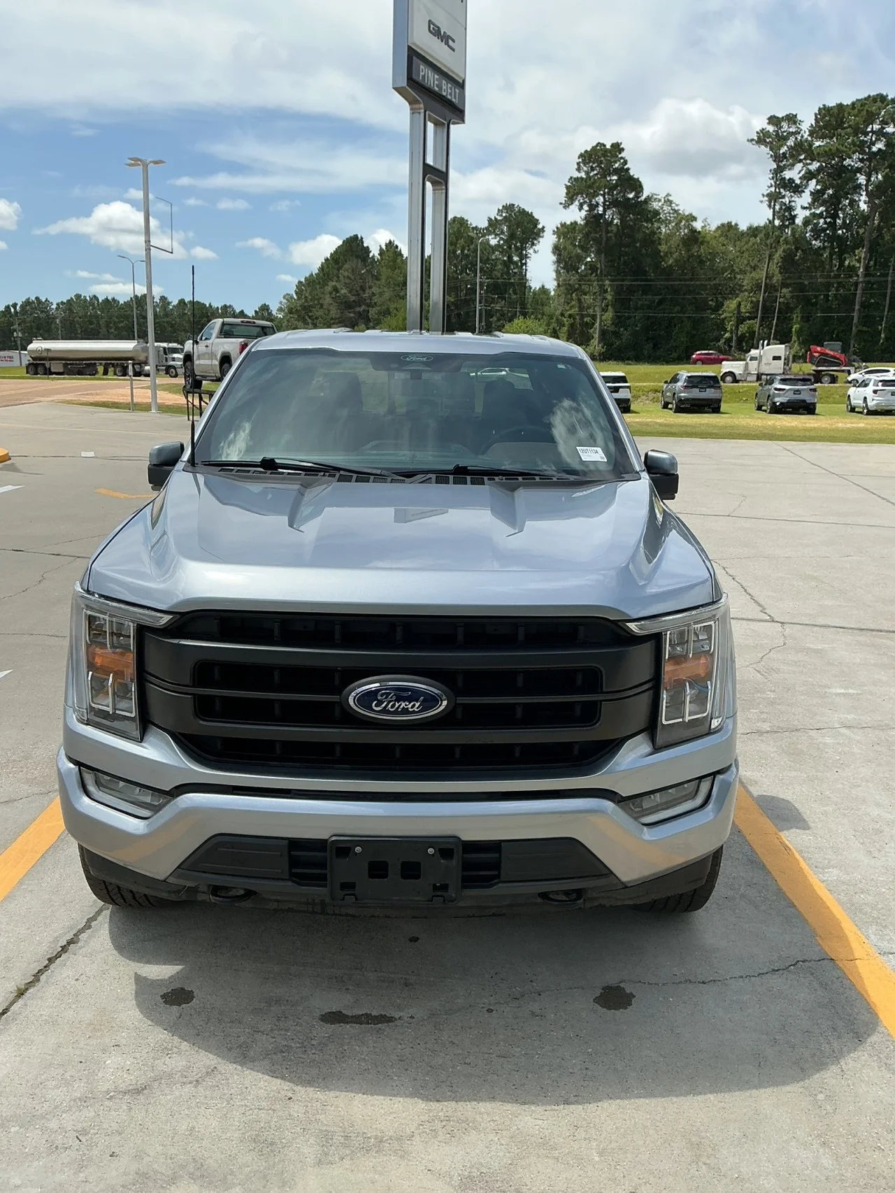 Used 2022 Grey Ford XL image 2