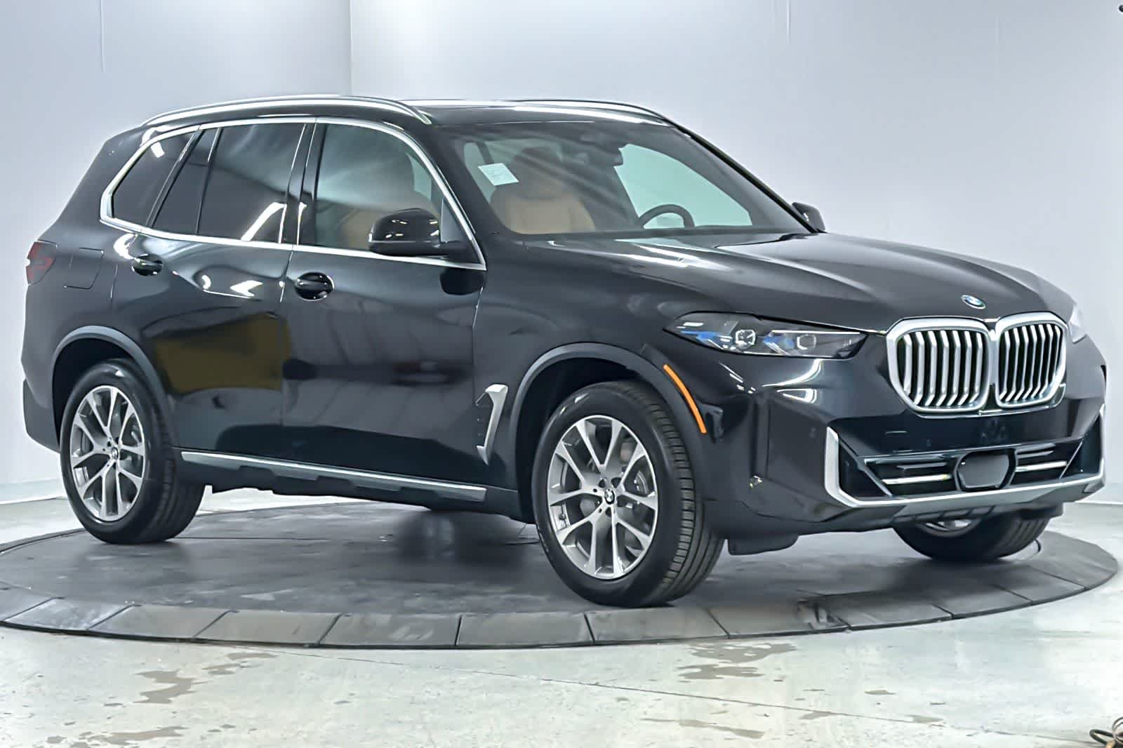 New 2026 Black Sapphire Metallic BMW xDrive40i image 9