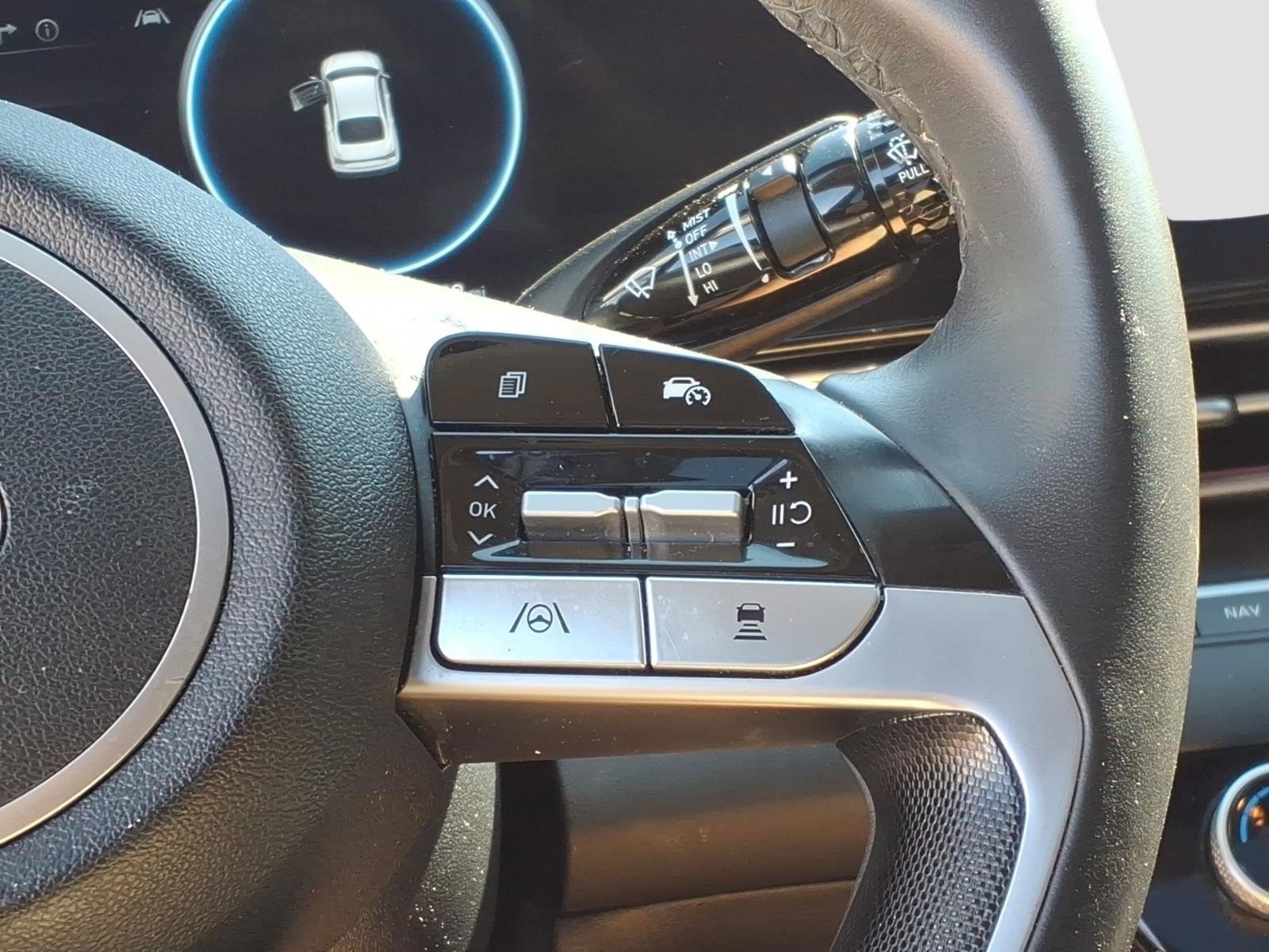 Used 2024 Serenity White Hyundai SEL image 13