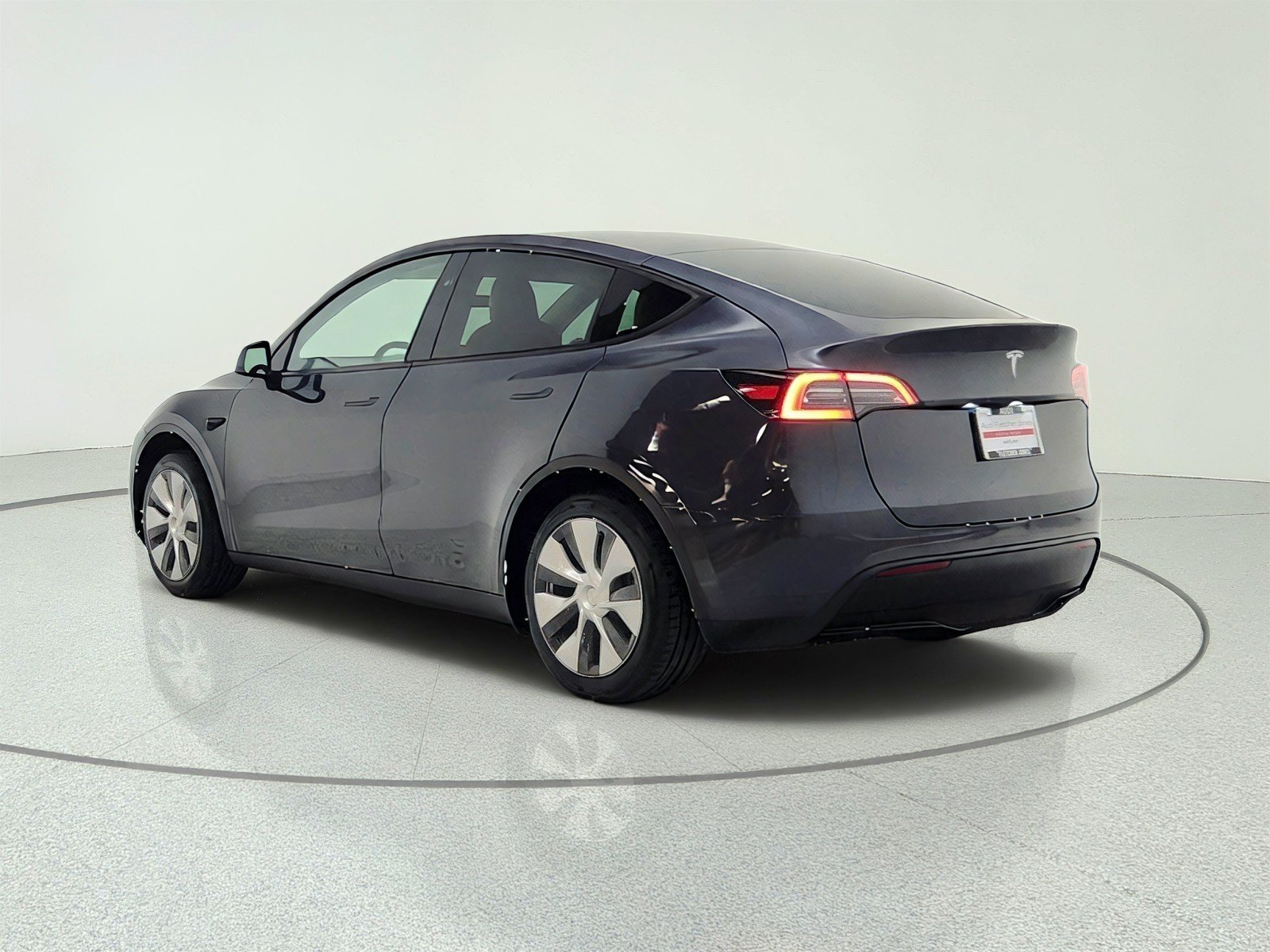 Used 2024 Stealth Grey Tesla Long Range image 7
