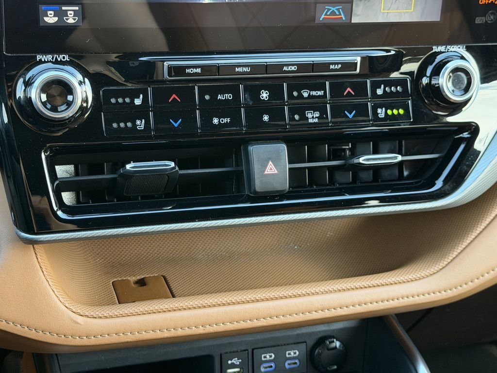2022 Toyota Highlander Platinum - Photo 19