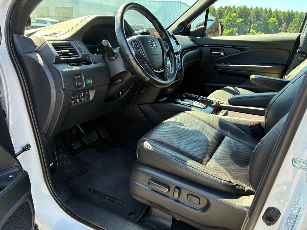 Used 2023 White Honda Black Edition image 24