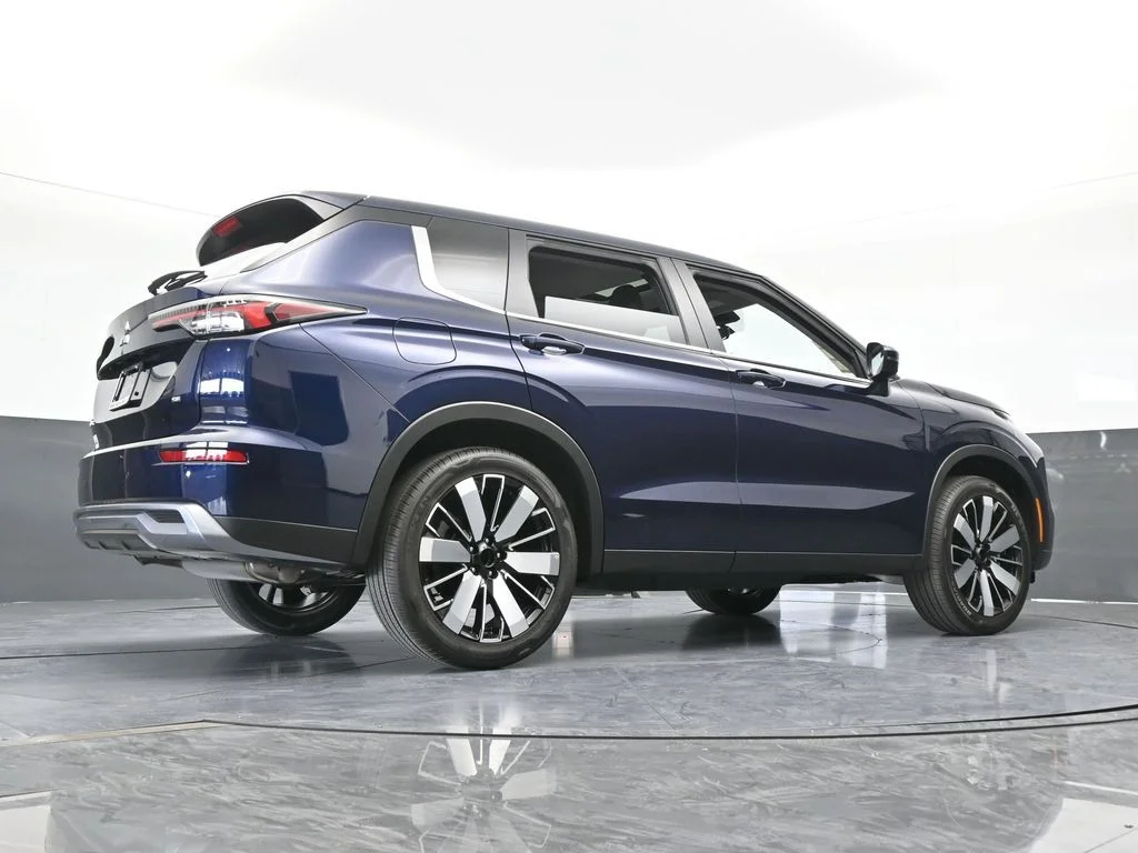 2026 Mitsubishi Outlander SE - Photo 72