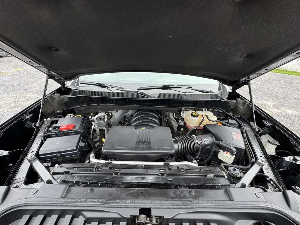 Used 2022 Black Chevrolet RST image 11