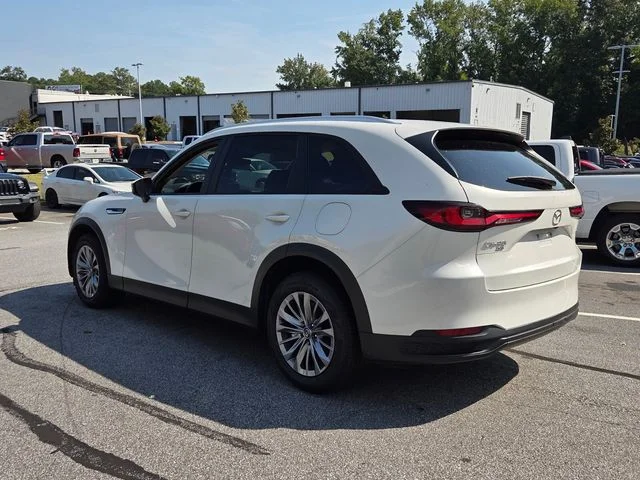 Used 2025 White Mazda 3.3 Turbo Select image 6