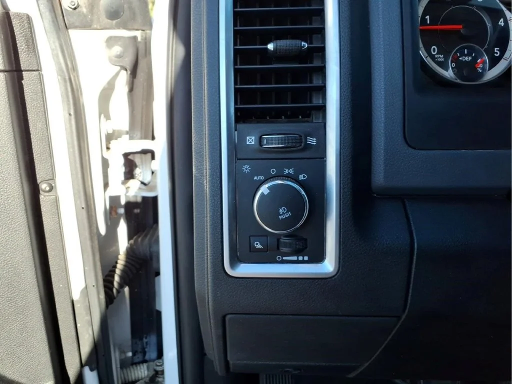 Used 2017 White Ram Big Horn image 17