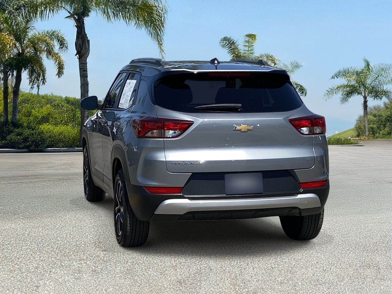 Used 2024 Sterling Gray Chevrolet LT image 3