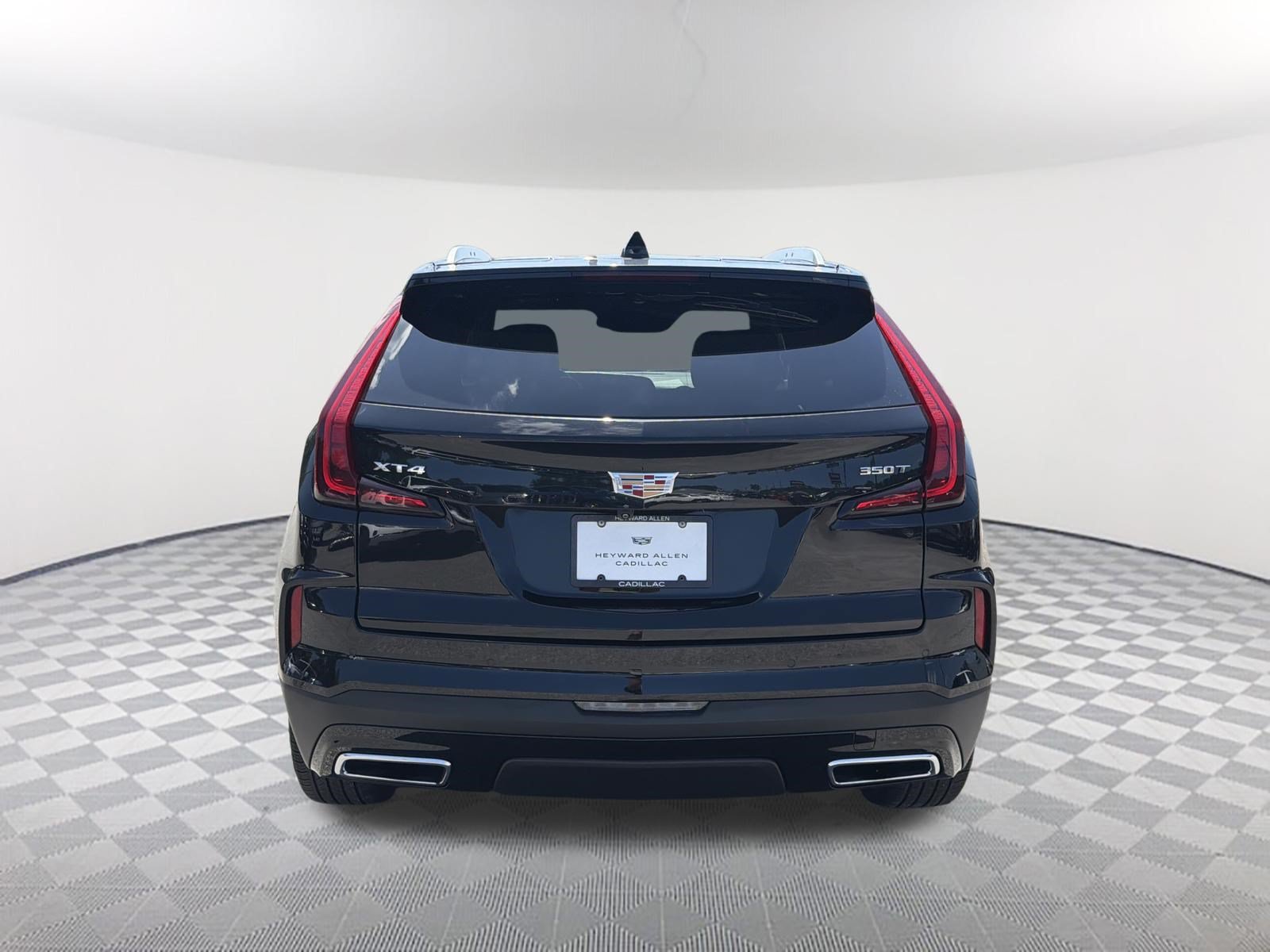 Used 2025 Stellar Black Metallic Cadillac Premium Luxury image 4