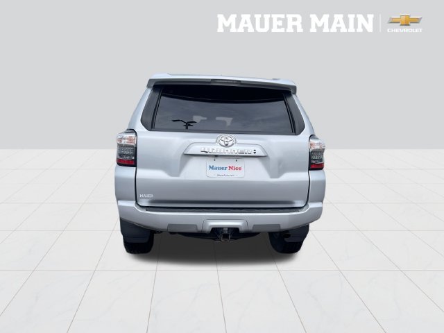 Used 2022 Silver Toyota SR5 Premium image 4