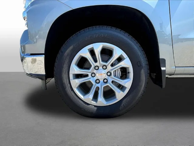 2026 Chevrolet Silverado 1500 LTZ - Photo 13