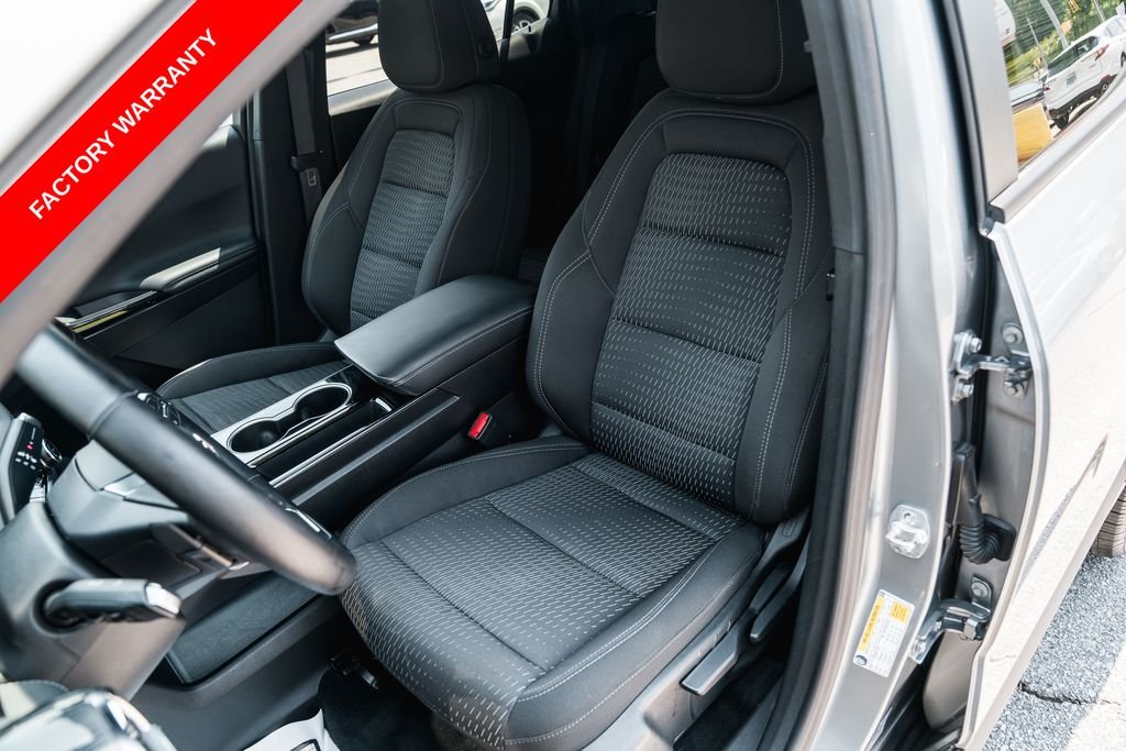Used 2025 Sterling Gray Metallic Chevrolet LT image 20