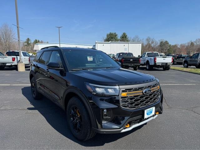 New 2026 Agate Black Metallic Ford Tremor® image 8