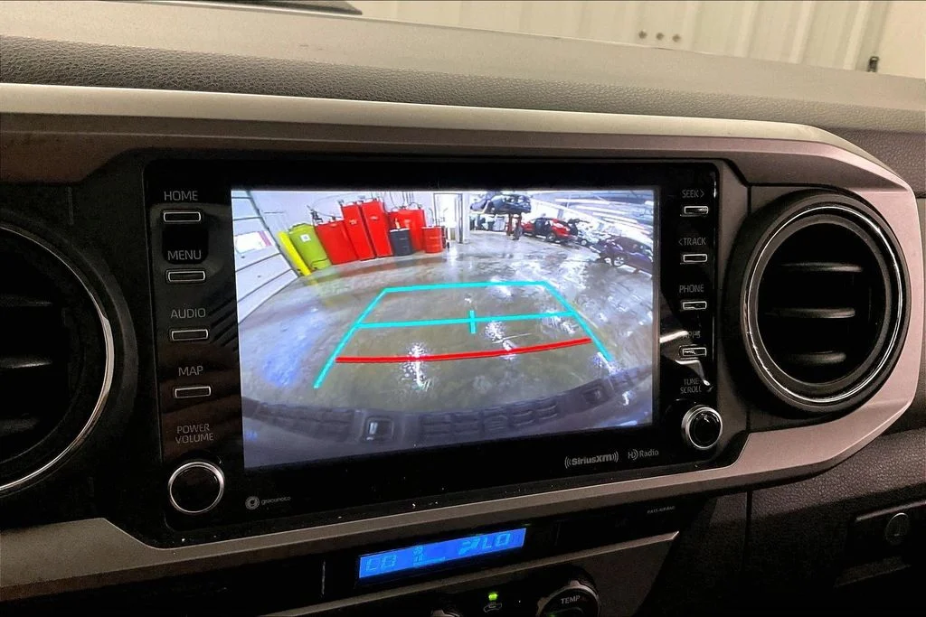 Used 2022 Gray Toyota SR5 image 26