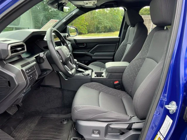 Used 2025 Blue Toyota SR5 image 9