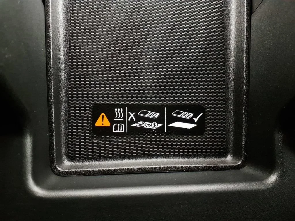 New 2026 Onyx Black GMC SLT image 25