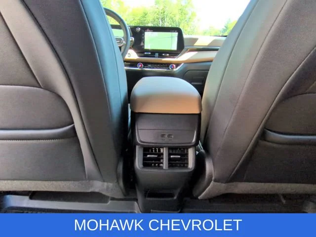 Used 2025 Cacti Green Chevrolet ACTIV image 21