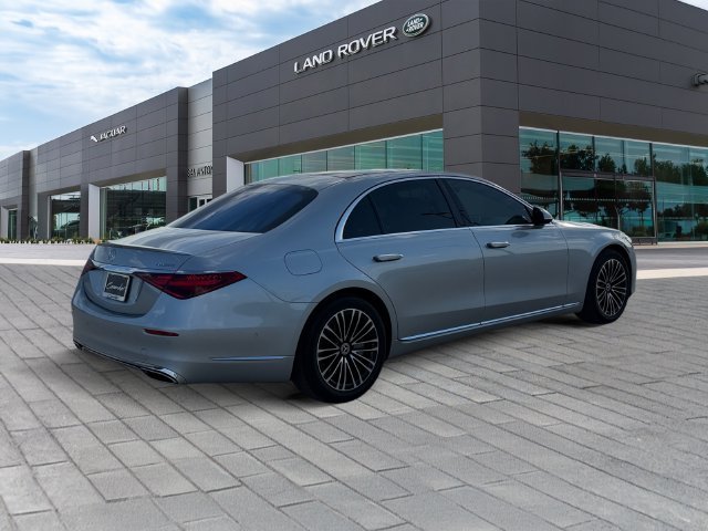 Used 2024  Mercedes-Benz S 580 image 5