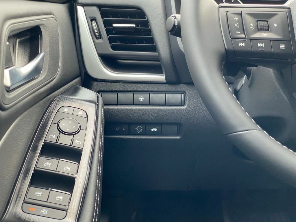 2026 Nissan Rogue SV - Photo 22