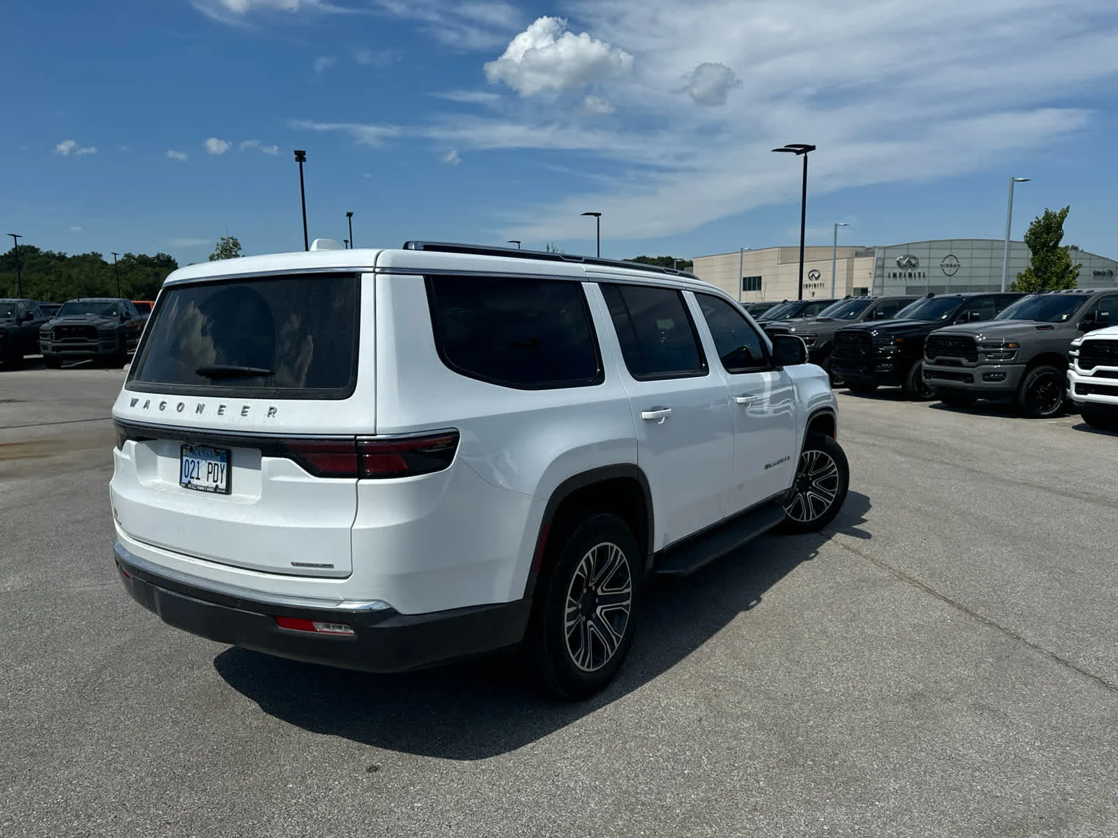 Used 2022 Bright White Clearcoat Jeep Series III image 5