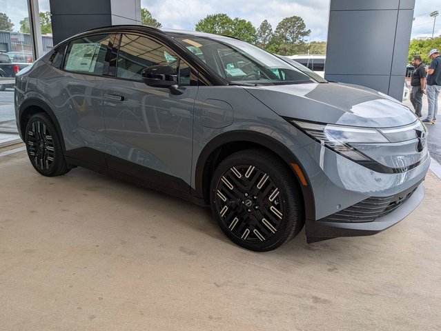 Nissan LEAF 特典5枚付き Nissan LEAF 特典5枚付き New Nissan Leaf | Hanlees Fairfield Nissan
