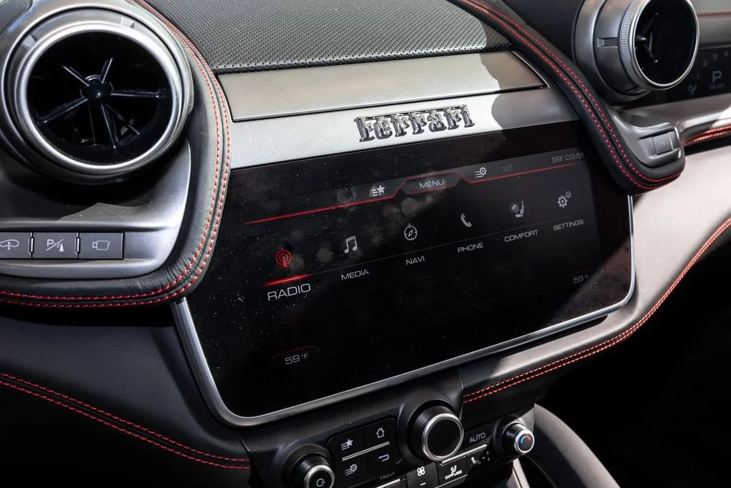 Used 2018 Nero Ferrari V12 image 26