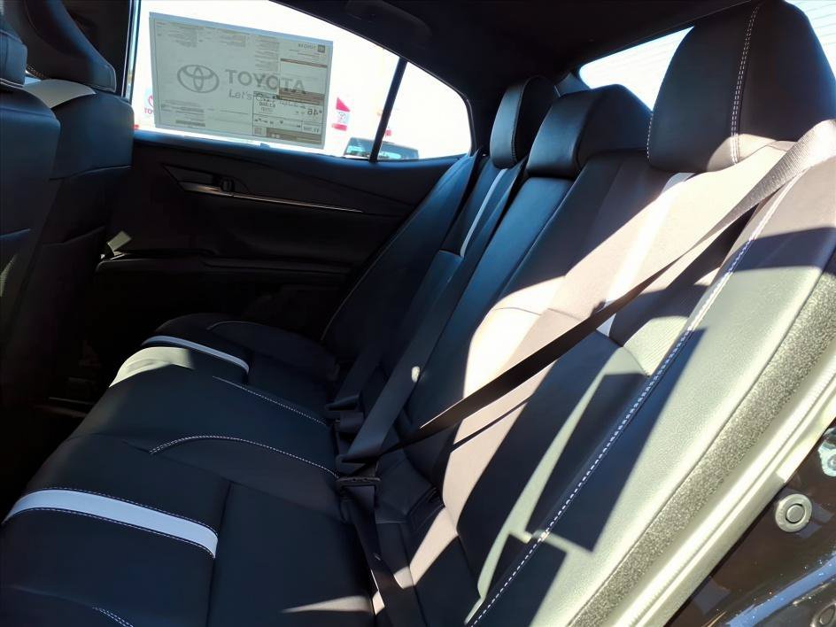 2026 Toyota Camry Nightshade - Photo 7