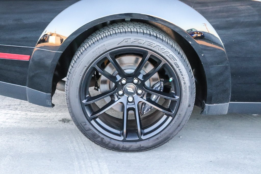 Used 2023 Pitch Black Clearcoat Dodge R/T Scat Pack Widebody image 12