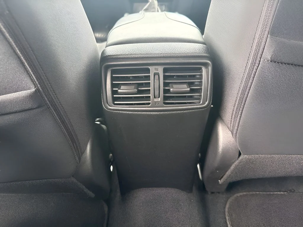 Used 2018 Gray Nissan SV image 12