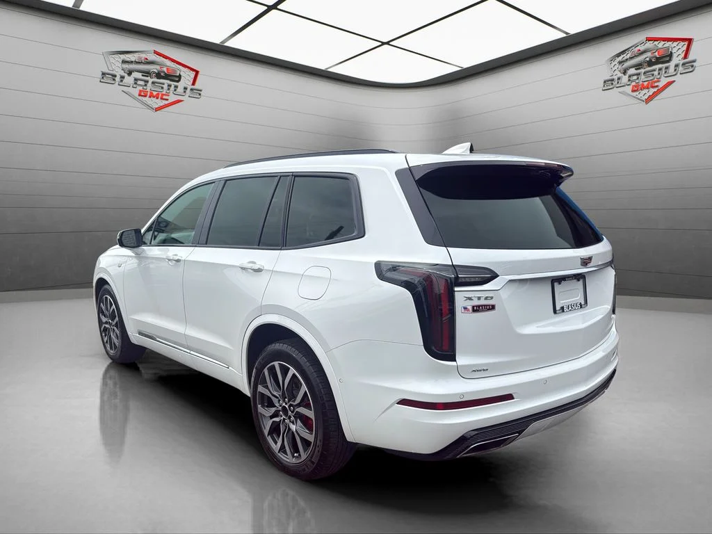 Used 2023 White Cadillac Sport image 3