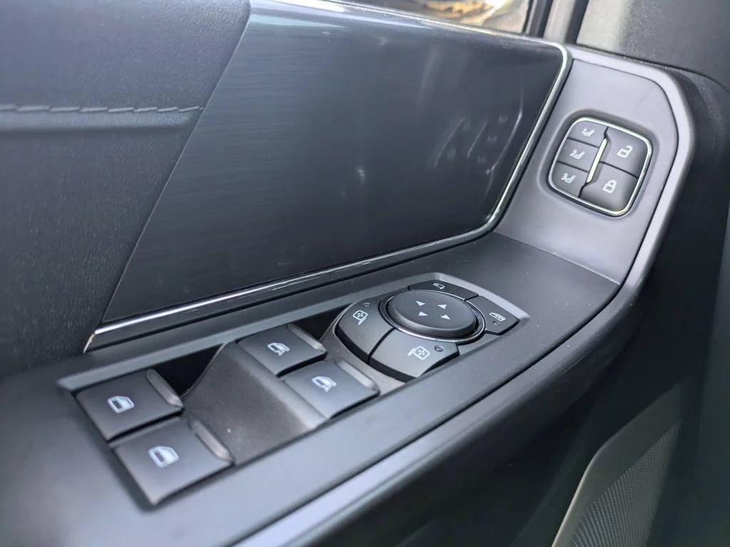 New 2026 Agate Black Metallic Ford Lariat image 28