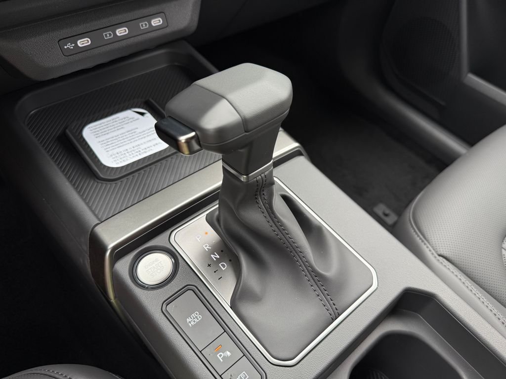 New 2027 Terrain Brown / Black Roof Kia X-Line S image 29