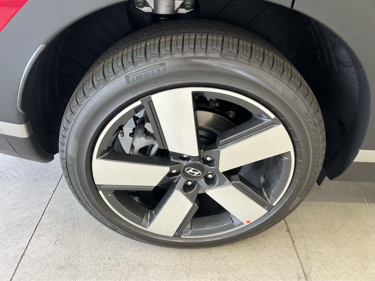 New 2026 Ecotronic Gray Hyundai Limited AWD image 9