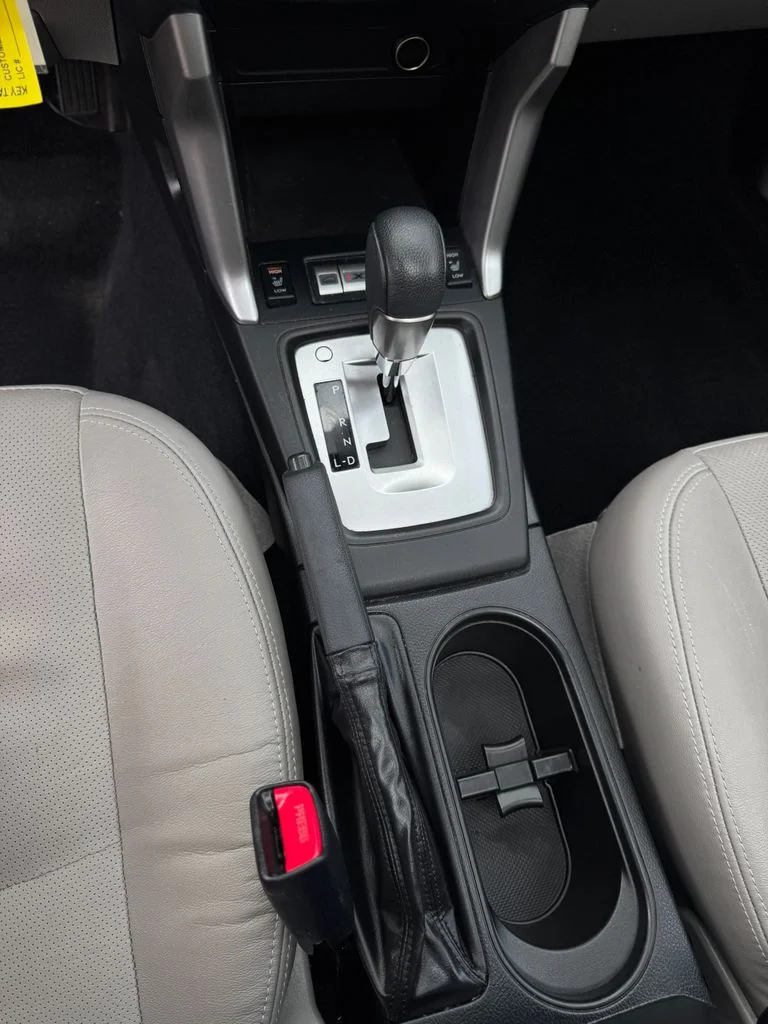 Used 2014 Gray Subaru 2.5i Limited image 21