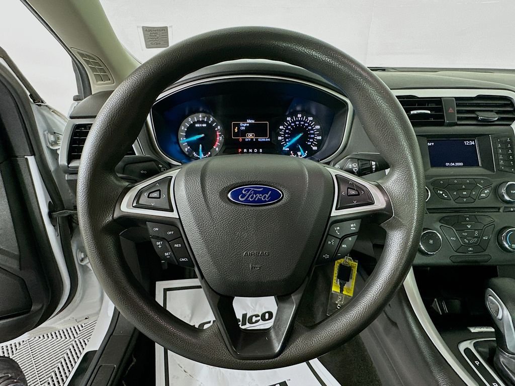 Used 2016 Oxford White Ford SE image 12