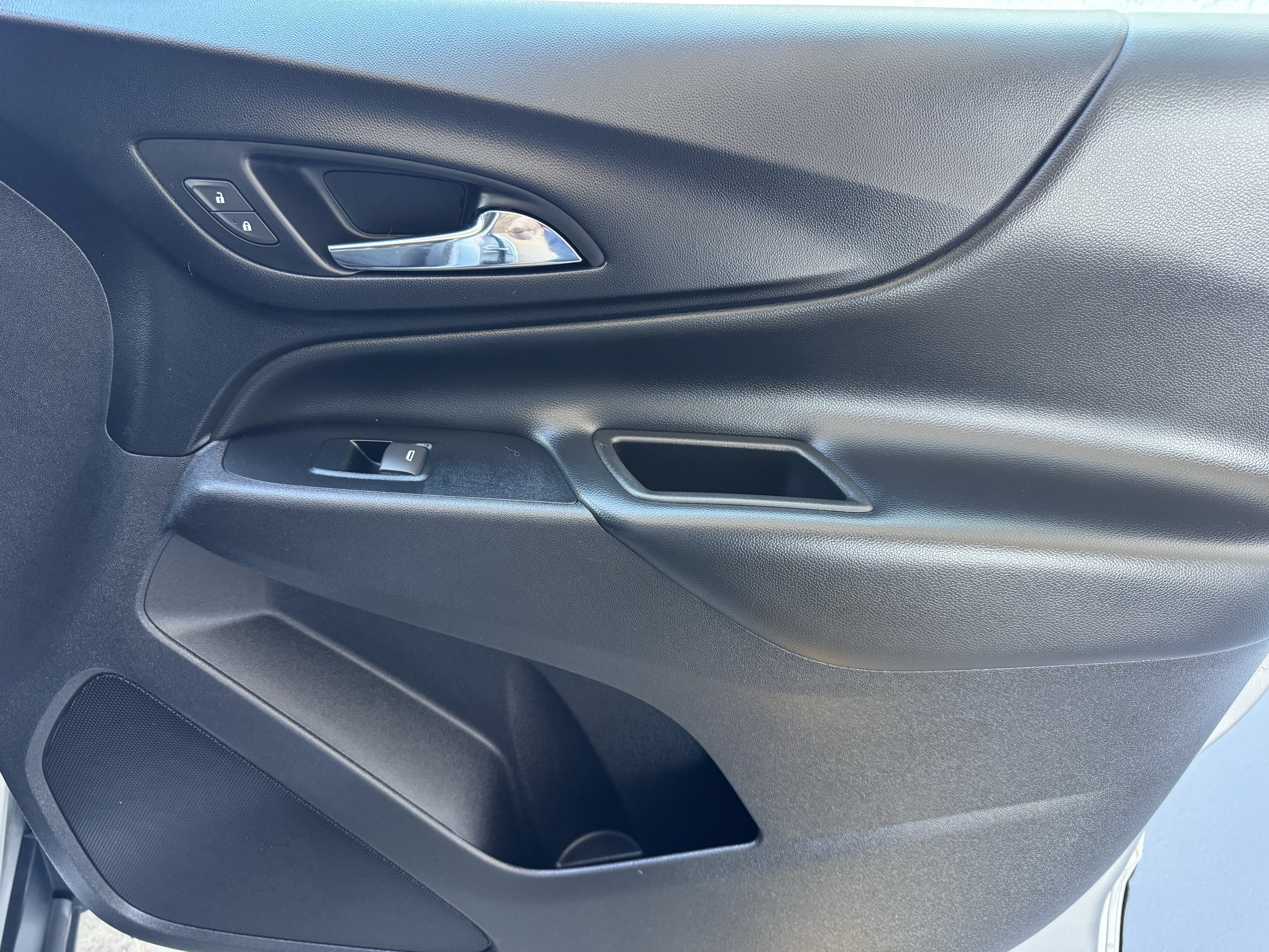 Certified Used 2018 SILVER ICE METALLIC Chevrolet LT image 21