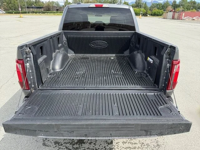 Used 2025  Ford XLT image 23