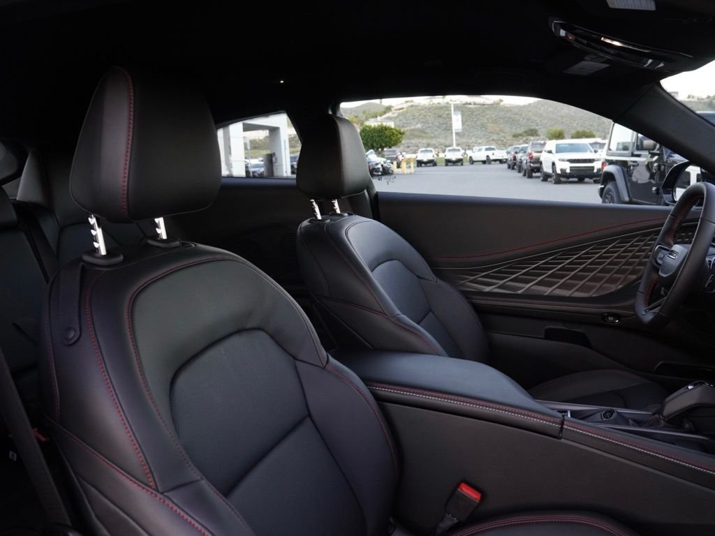 New 2026 Diamond Black Crystal Pearlcoat Dodge R/T Scat Pack image 21