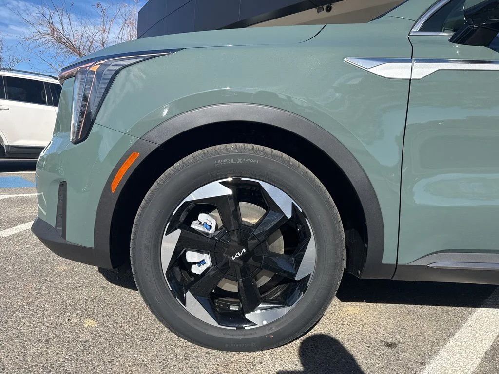 2026 Kia Sorento EX PHEV - Photo 13