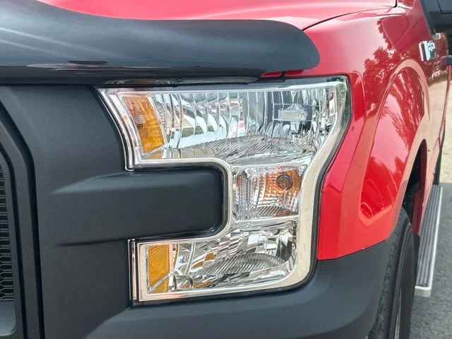 Used 2017 Red Ford XL image 18