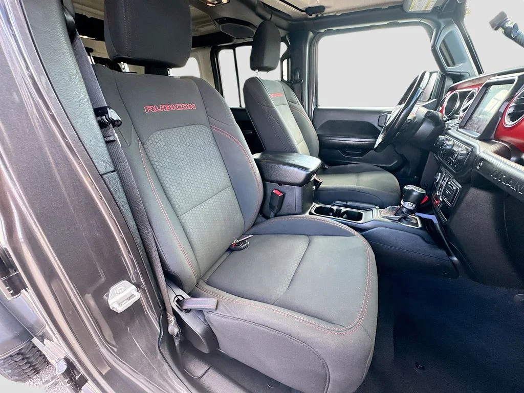 Used 2019 Gray Jeep Unlimited Rubicon image 34