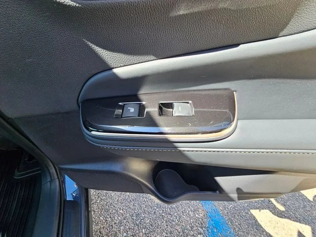 Used 2025 Cloud Toyota XLE image 25