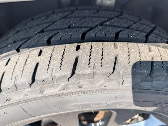 Used 2020 White Jeep Altitude image 28