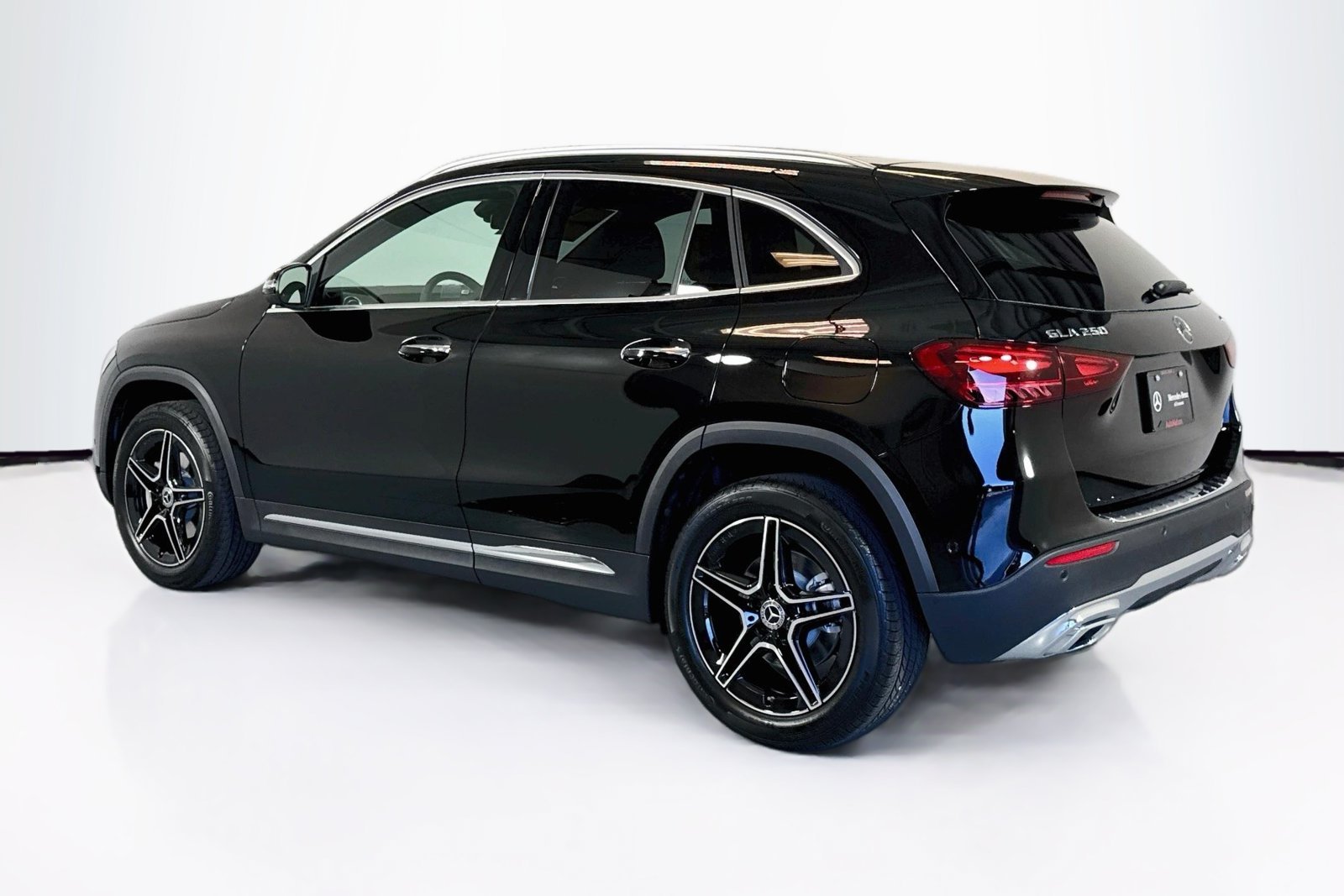 New 2026 Night Black Mercedes-Benz GLA 250 image 7