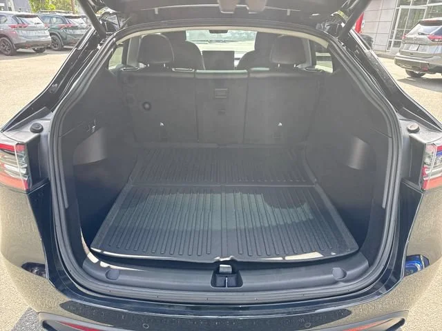 Used 2022 Black Tesla Long Range image 12